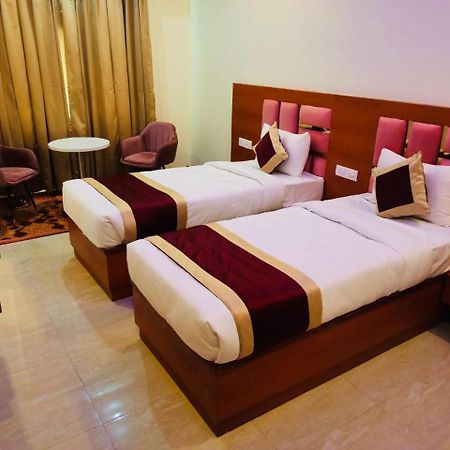 Kusum House Bed & Breakfast Greater Noida Eksteriør bilde