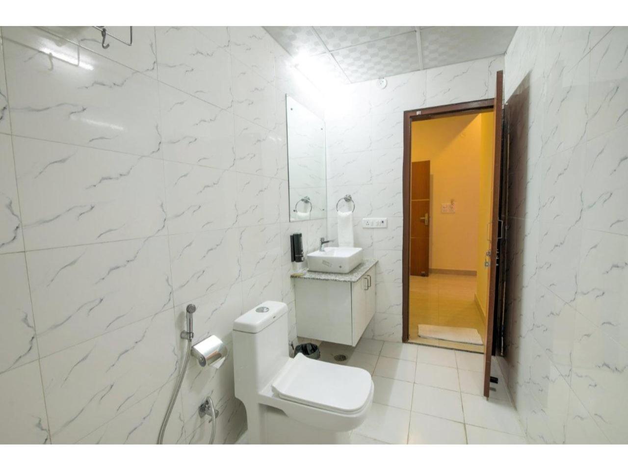 Kusum House Bed & Breakfast Greater Noida Eksteriør bilde