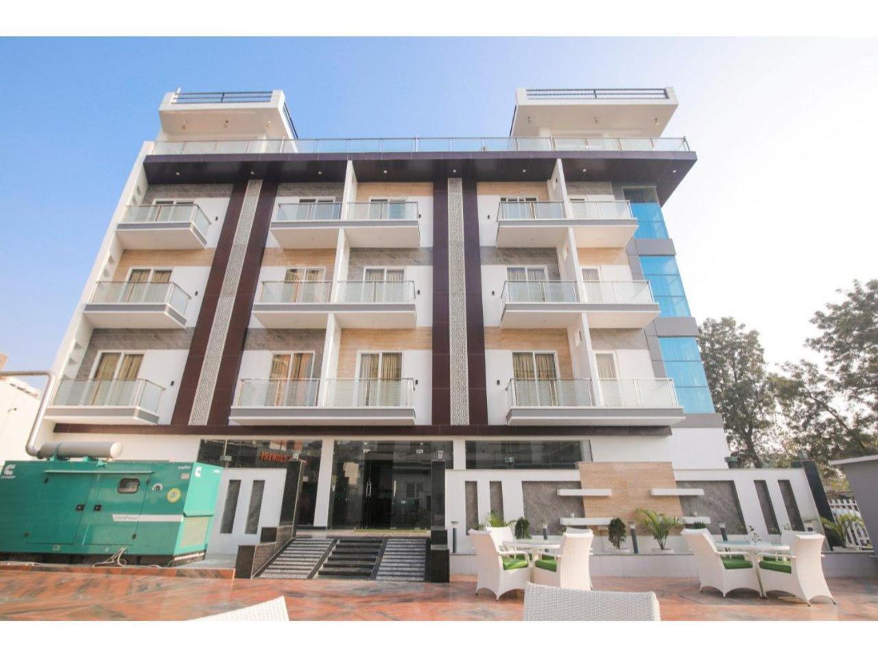 Kusum House Bed & Breakfast Greater Noida Eksteriør bilde
