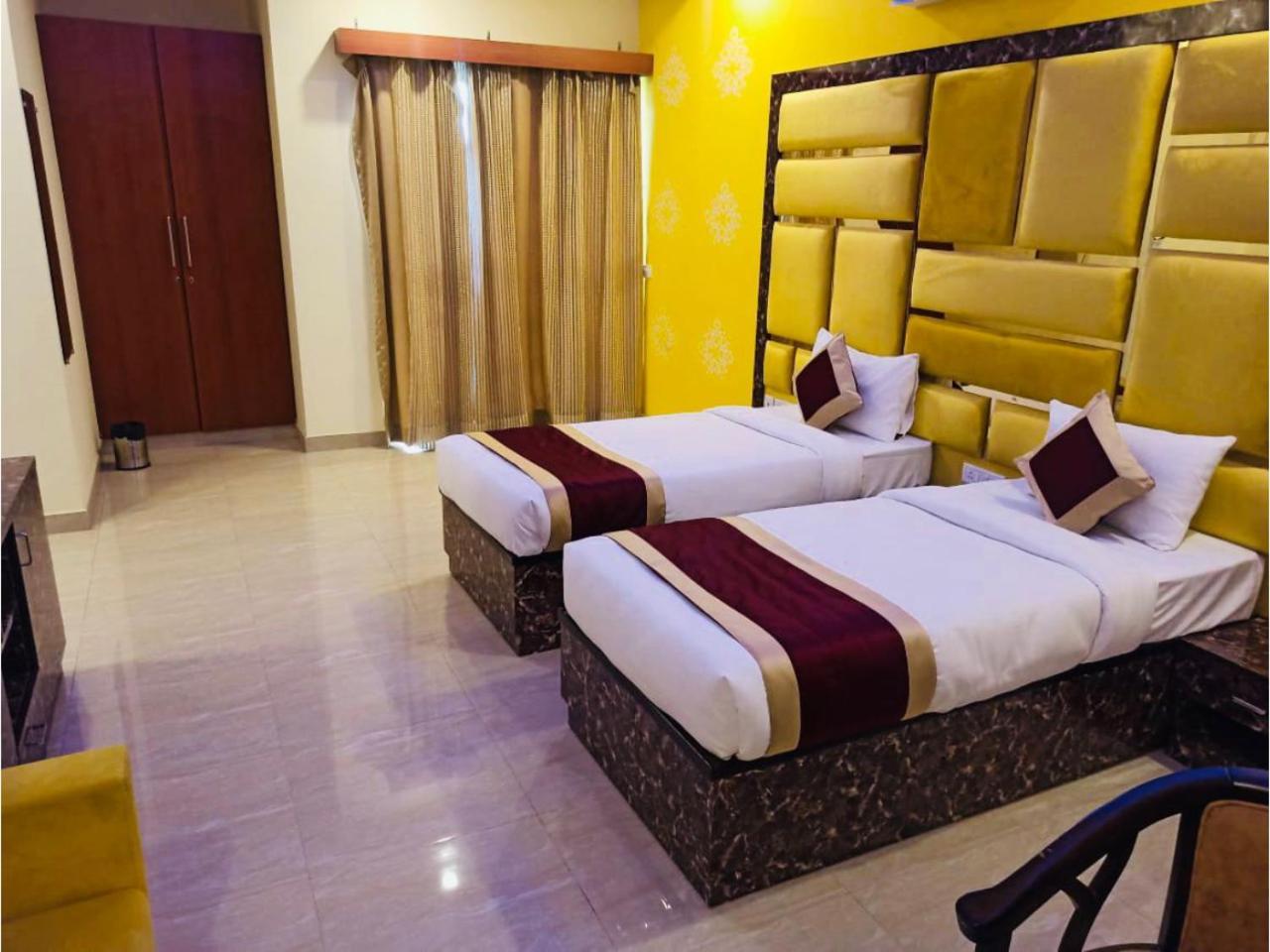 Kusum House Bed & Breakfast Greater Noida Eksteriør bilde