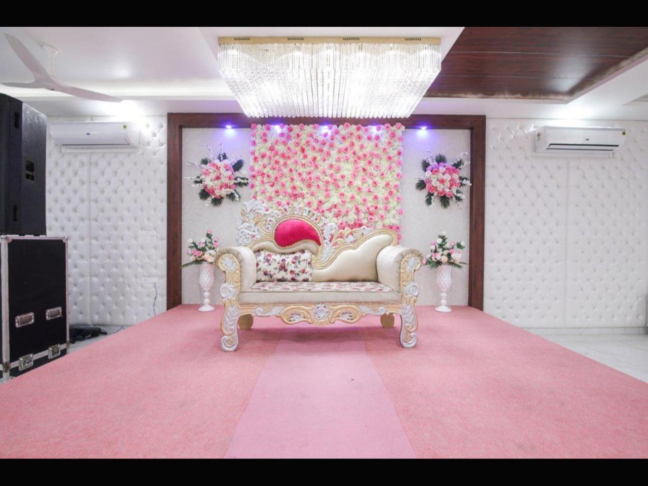Kusum House Bed & Breakfast Greater Noida Eksteriør bilde